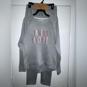Rae Dunn “Santa’s Favorite” jogger & sweatshirt set. Size small!
